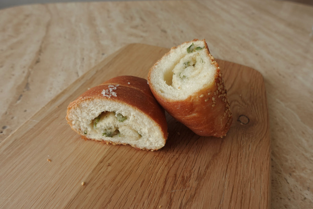 Scallion Pepper Salt Bread